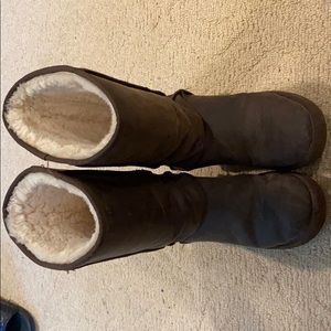 Leather tall ugg boots